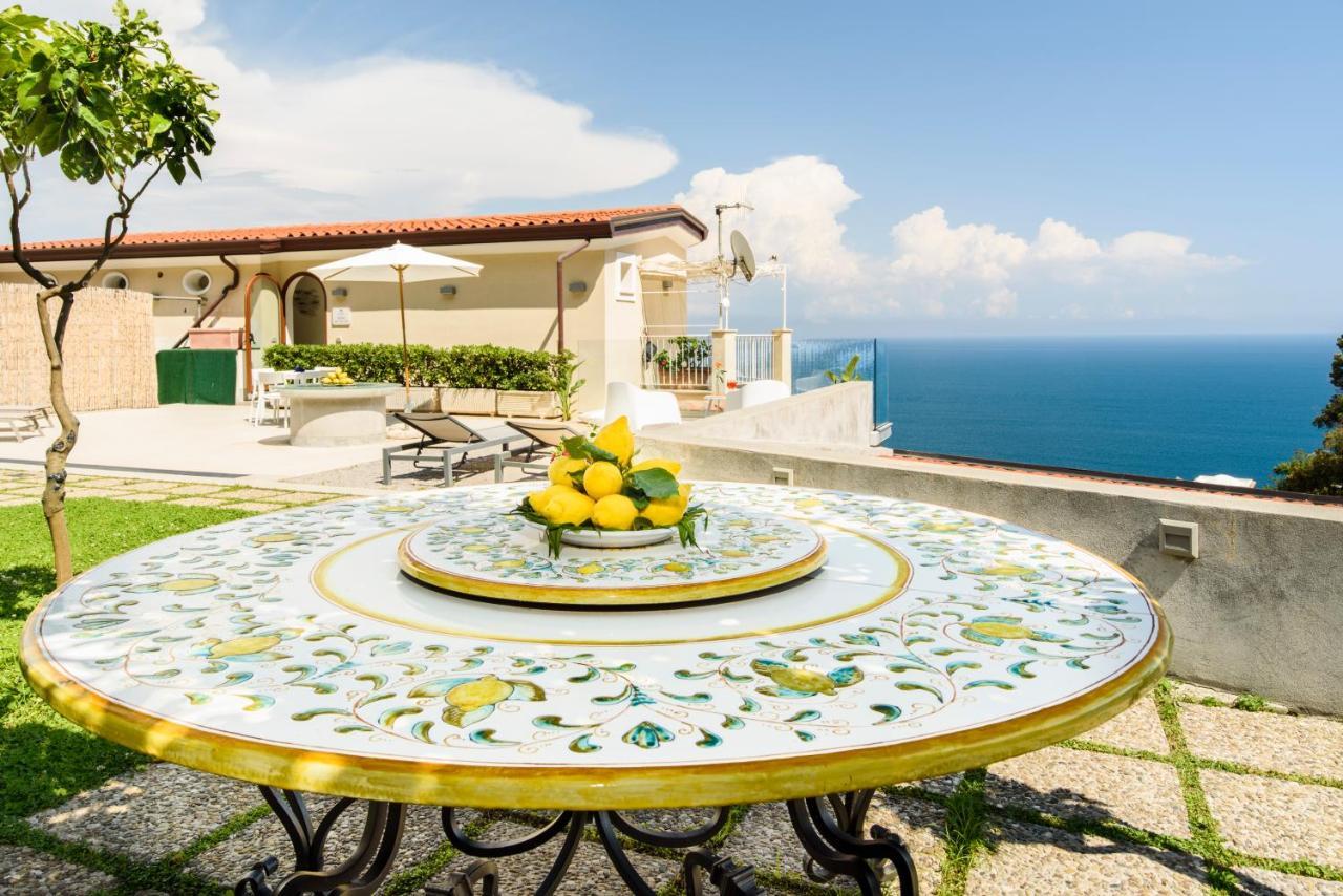 B&B Al Pesce D'Oro Amalfi Esterno foto